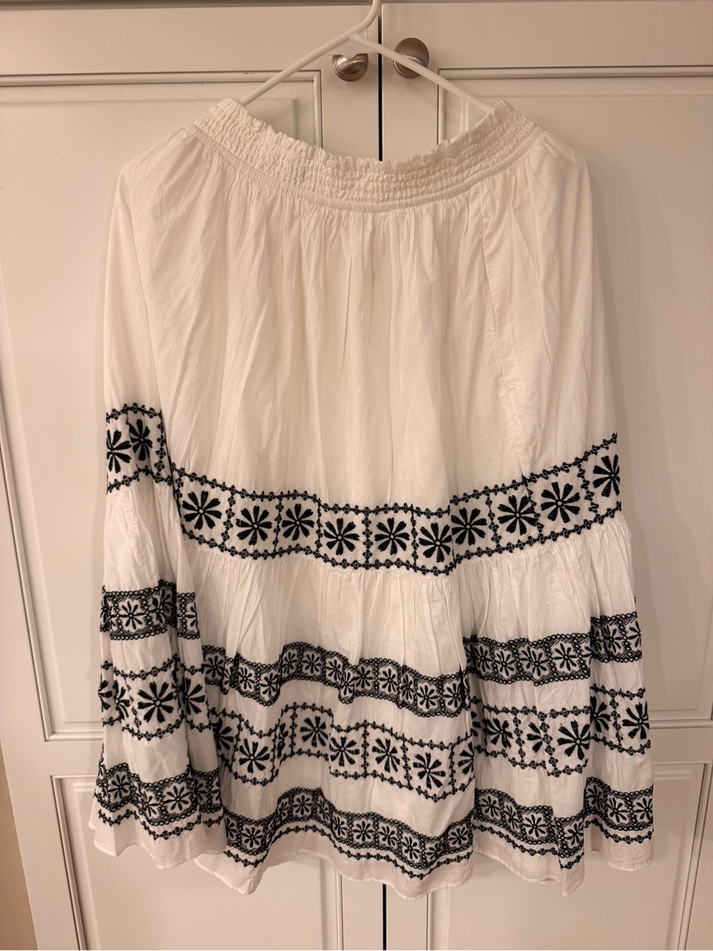 White Embroidered Boho Skirt with Black Floral Trim. Med. Lined.